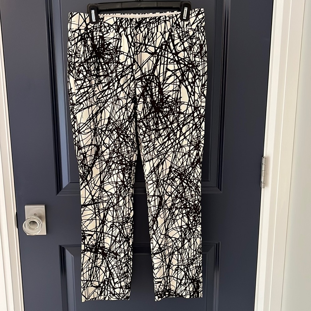 Women’s size 4 designer crop pants